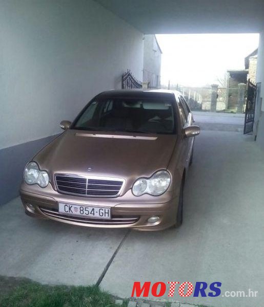 2001' Mercedes-Benz C-Klasa 220 Classic photo #1