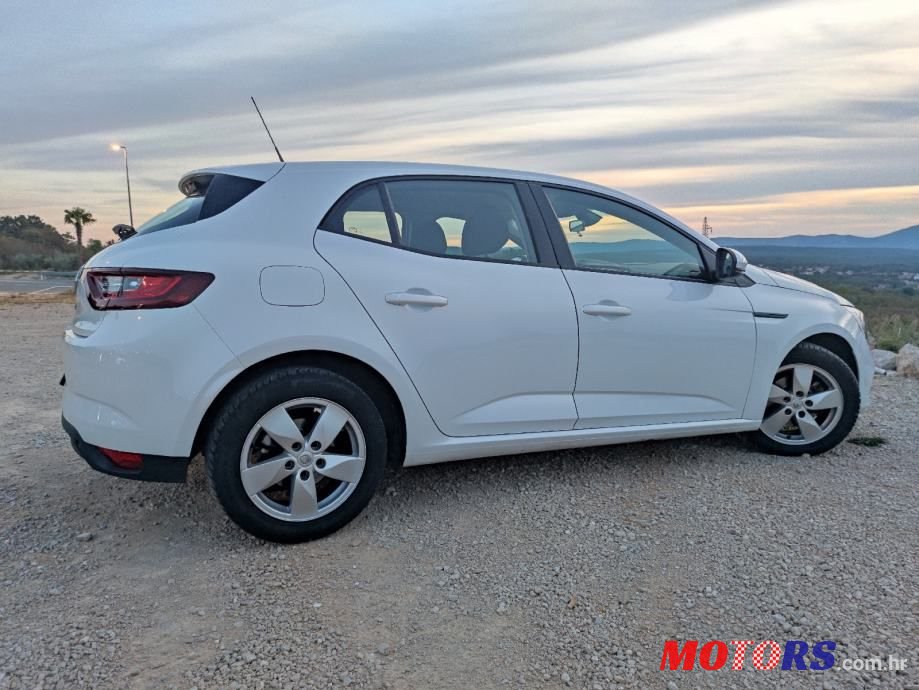 2018' Renault Megane Dci 110 photo #4