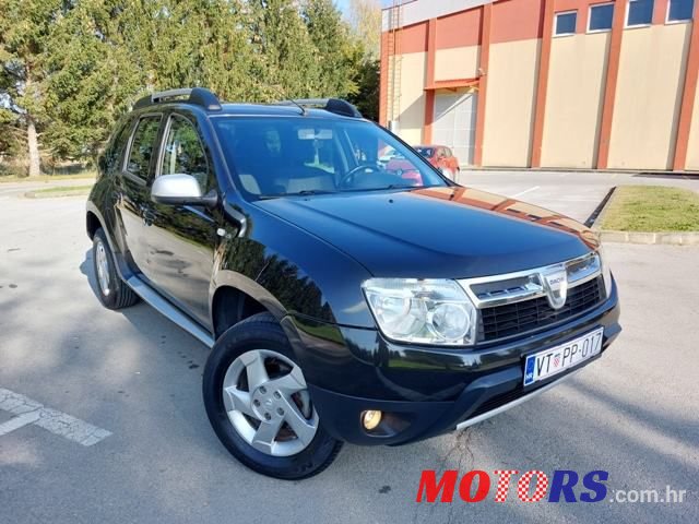 2011' Dacia Duster photo #2