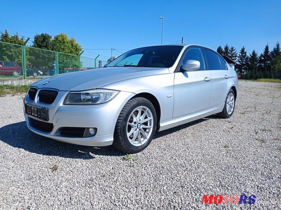 2011' BMW Serija 3 316D photo #2