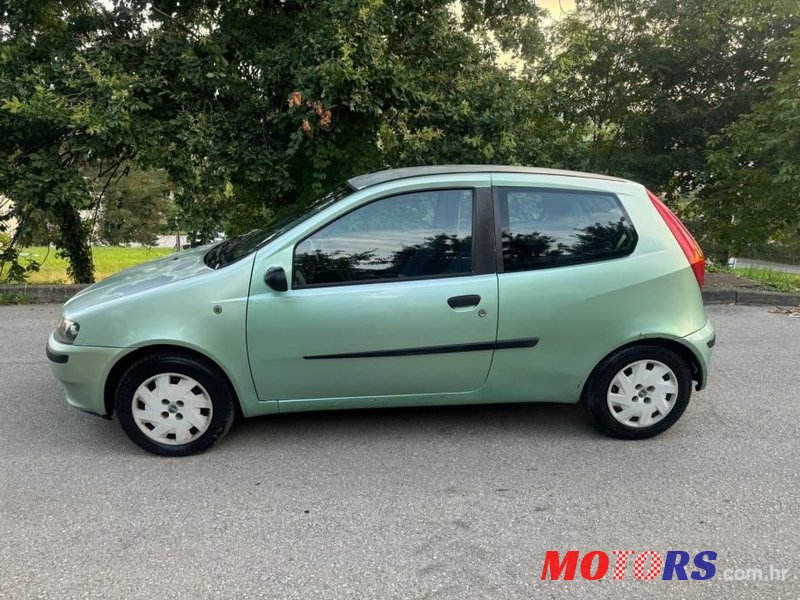 2004' Fiat Punto 1,2 16V photo #1