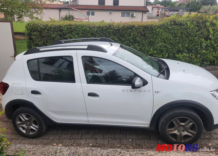 2017' Dacia Sandero 0,9 Tce 90 photo #1