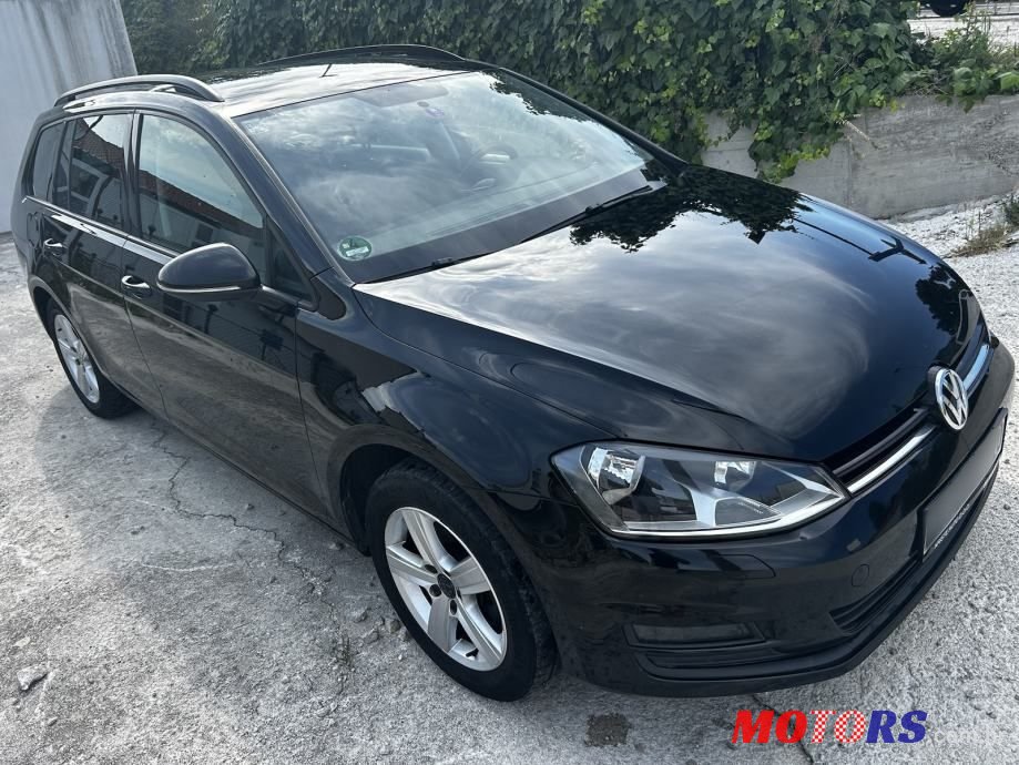 2015' Volkswagen Golf VII 1,6 Tdi Bmt photo #2