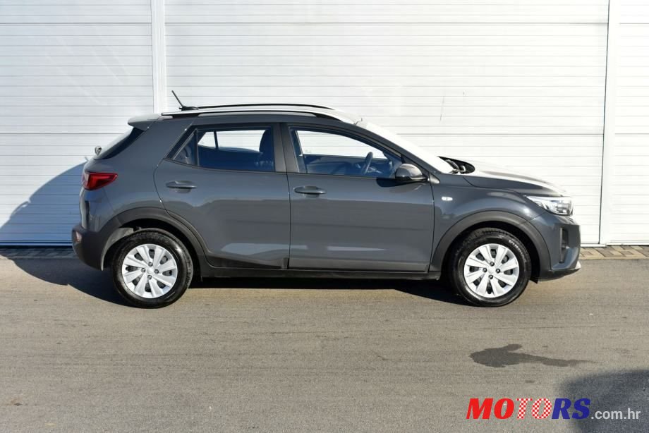 2022' Kia Stonic 1.2 Lx Fun photo #3