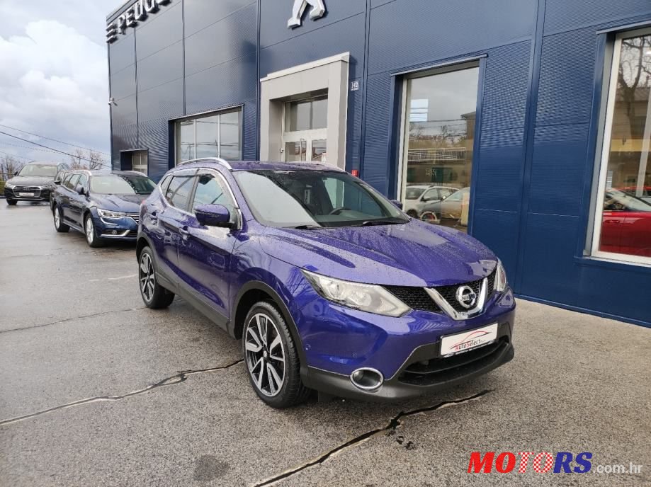 2015' Nissan Qashqai photo #2