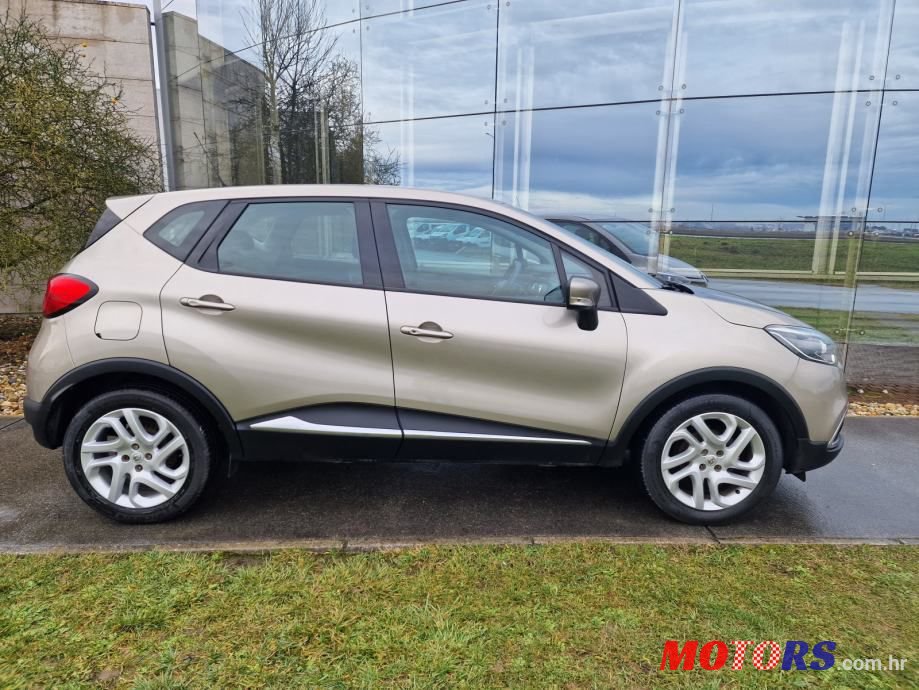 2013' Renault Captur photo #6