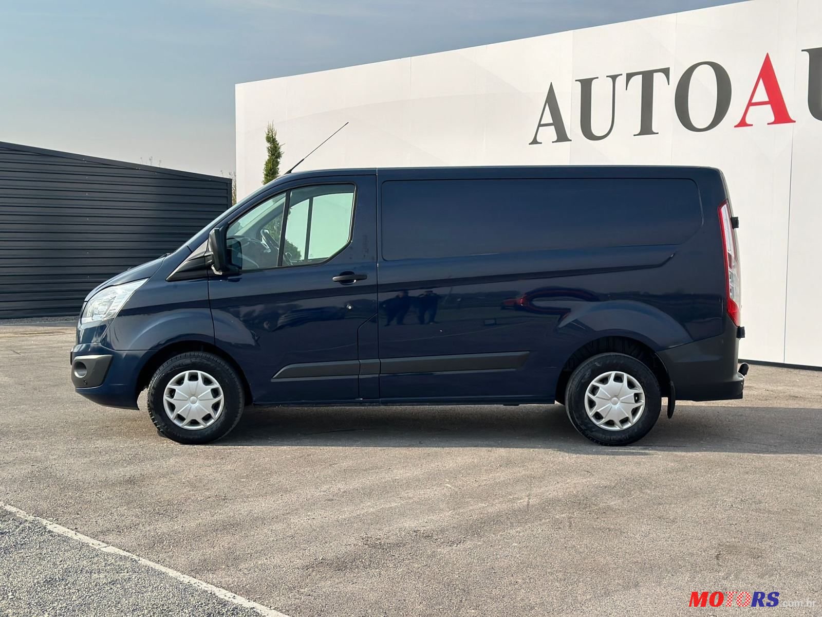 2017' Ford Transit Custom photo #2