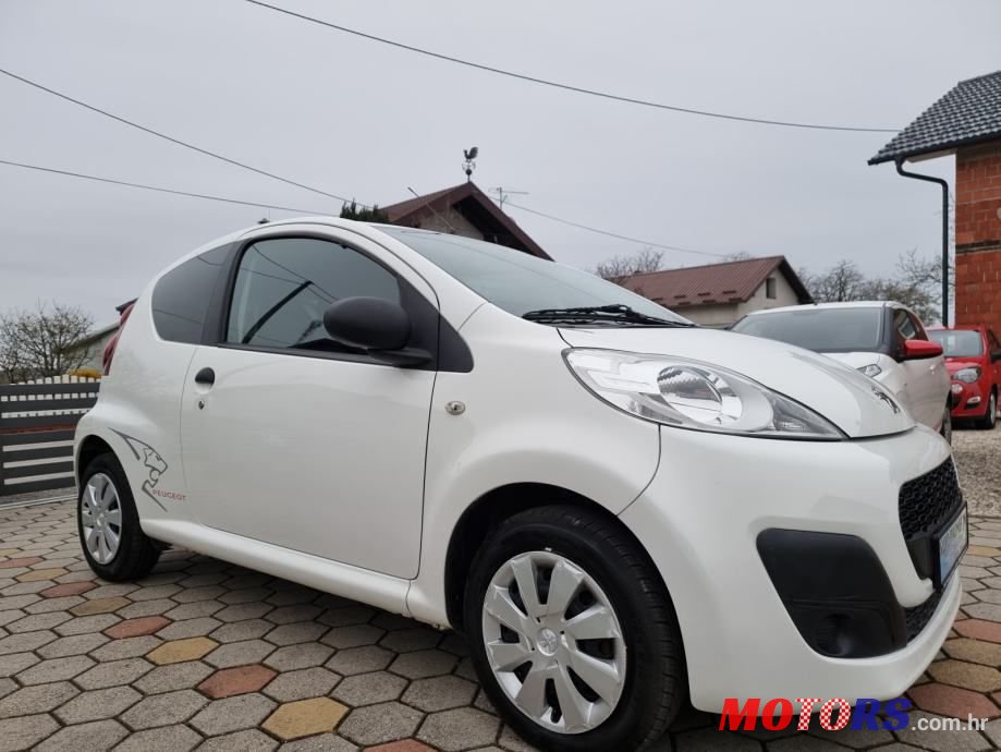 2013' Peugeot 107 1,0 photo #4