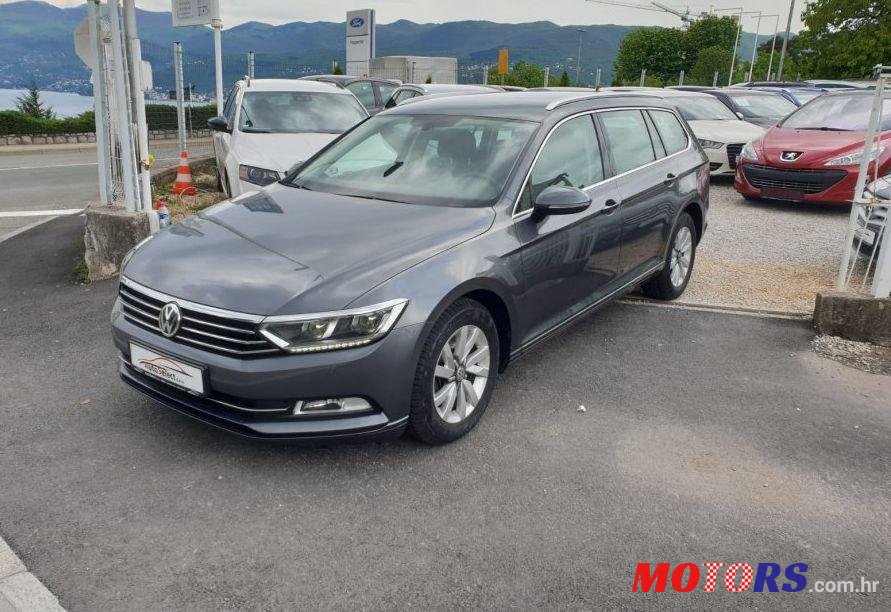 2015' Volkswagen Passat Variant 1,6 Tdi Bmt Dsg photo #1