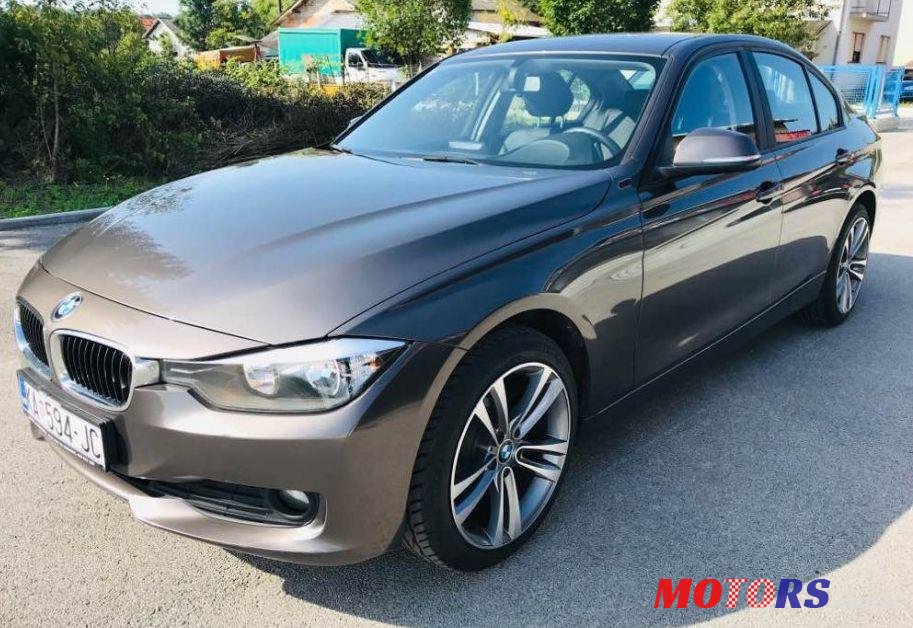 2014' BMW Serija 3 316D photo #1