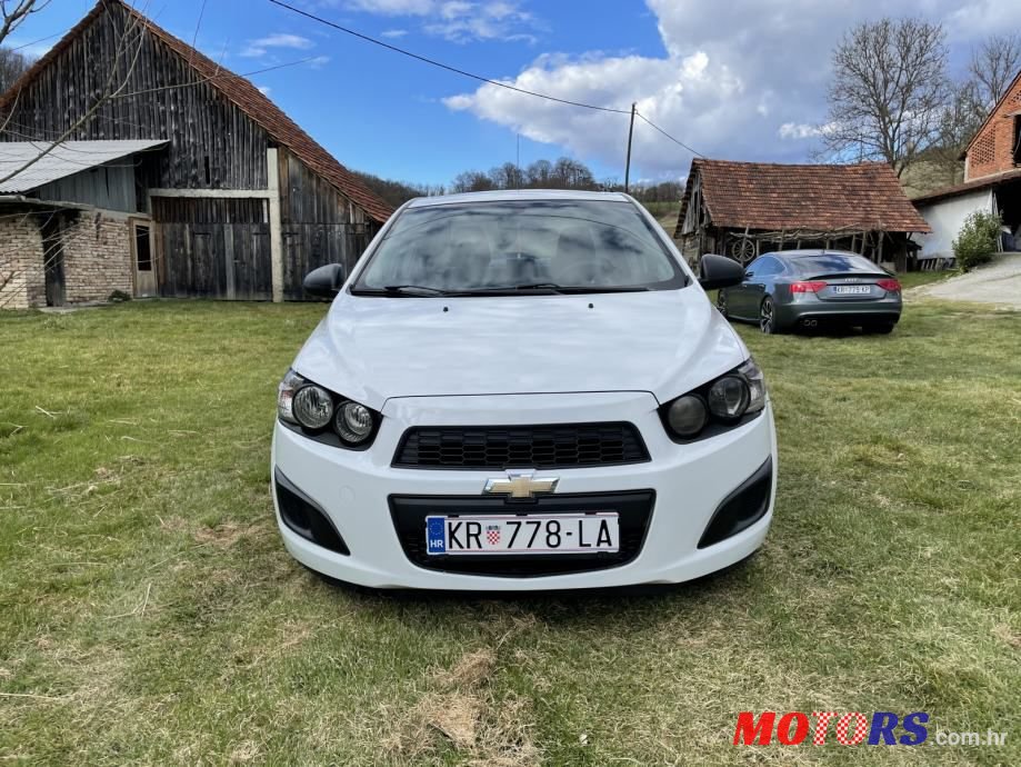 2012' Chevrolet Aveo photo #2