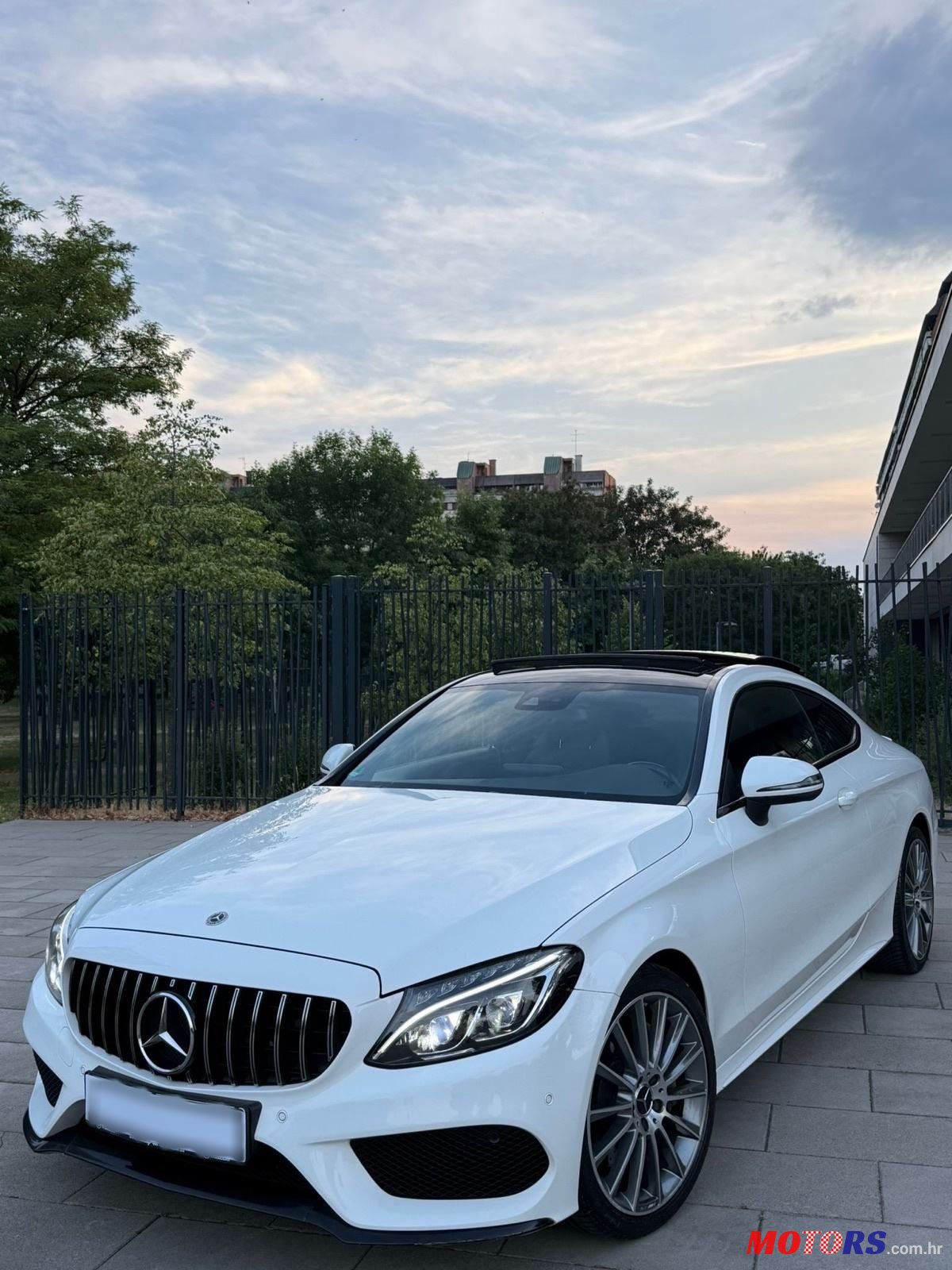 2016' Mercedes-Benz C-Klasa 250 photo #1