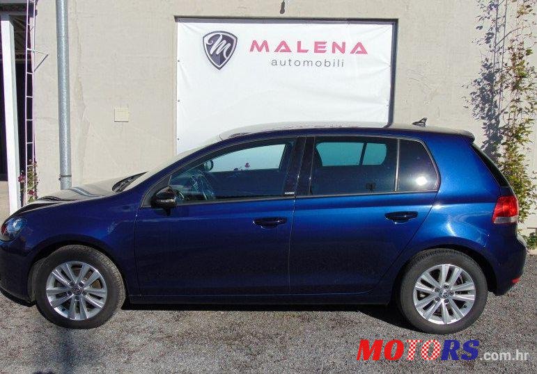 2011' Volkswagen Golf VI 1,6 Tdi photo #2