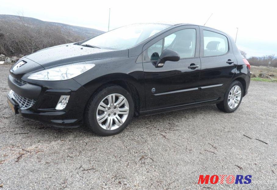 2011' Peugeot 308 1,4 16V Vti photo #1