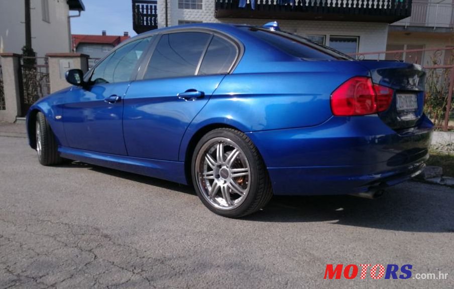 2010' BMW Serija 3 320D photo #1