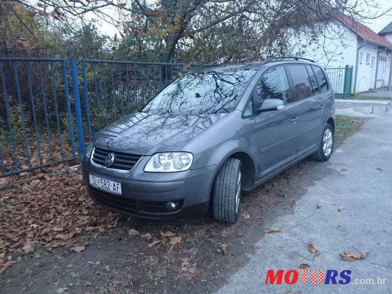 2006' Volkswagen Touran 1,9 Tdi photo #2