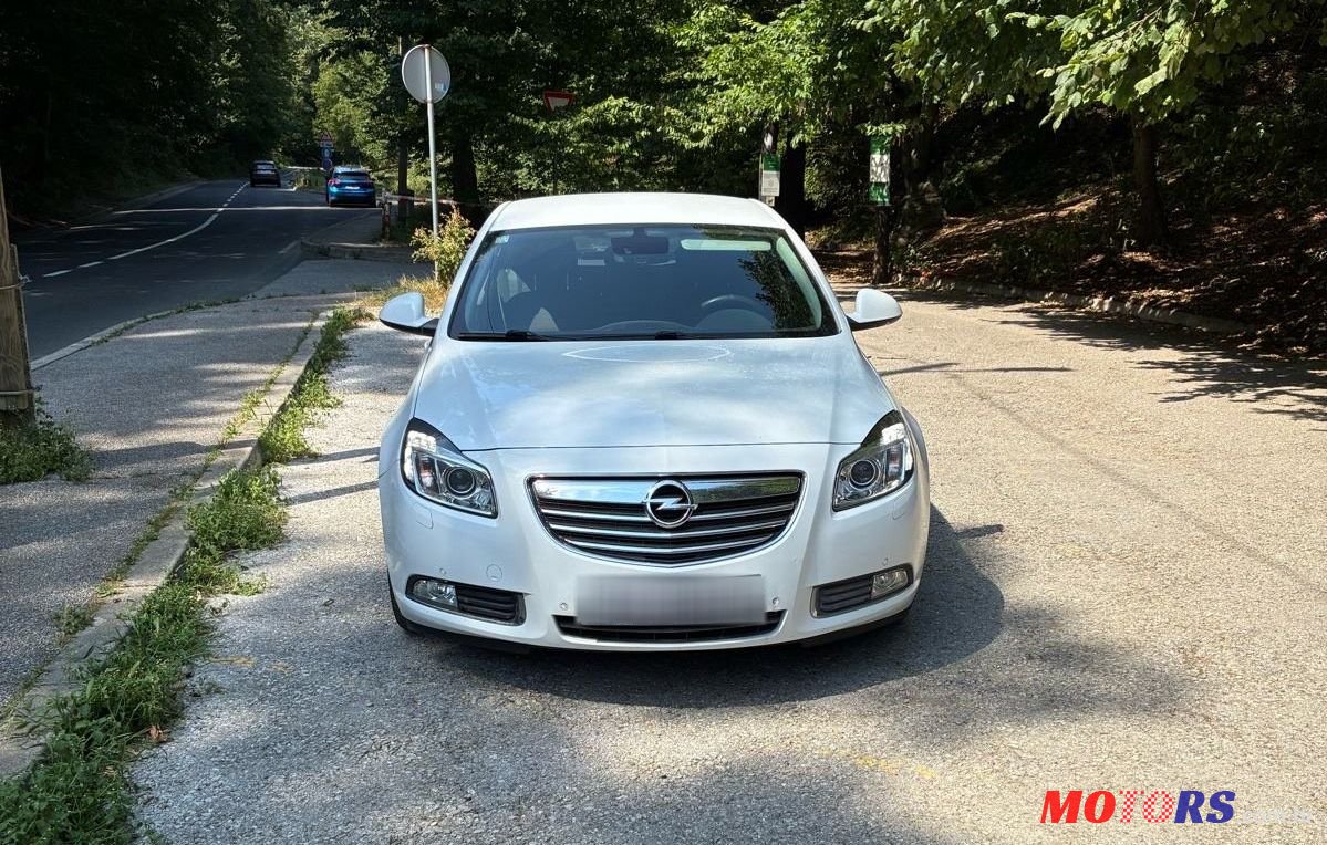 2011' Opel Insignia 2,0 Cdti photo #1