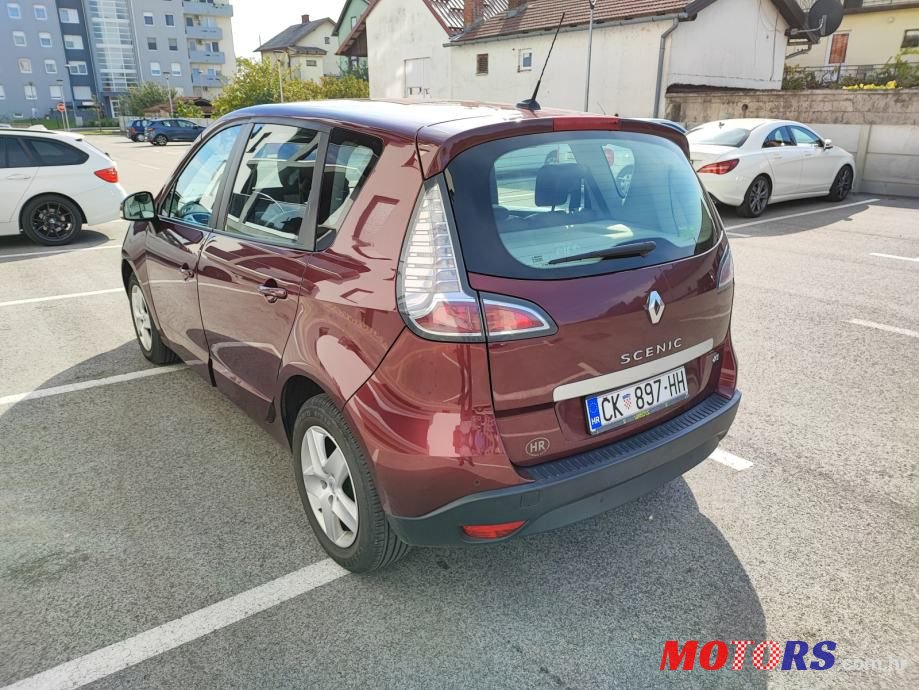2014' Renault Scenic Dci photo #2