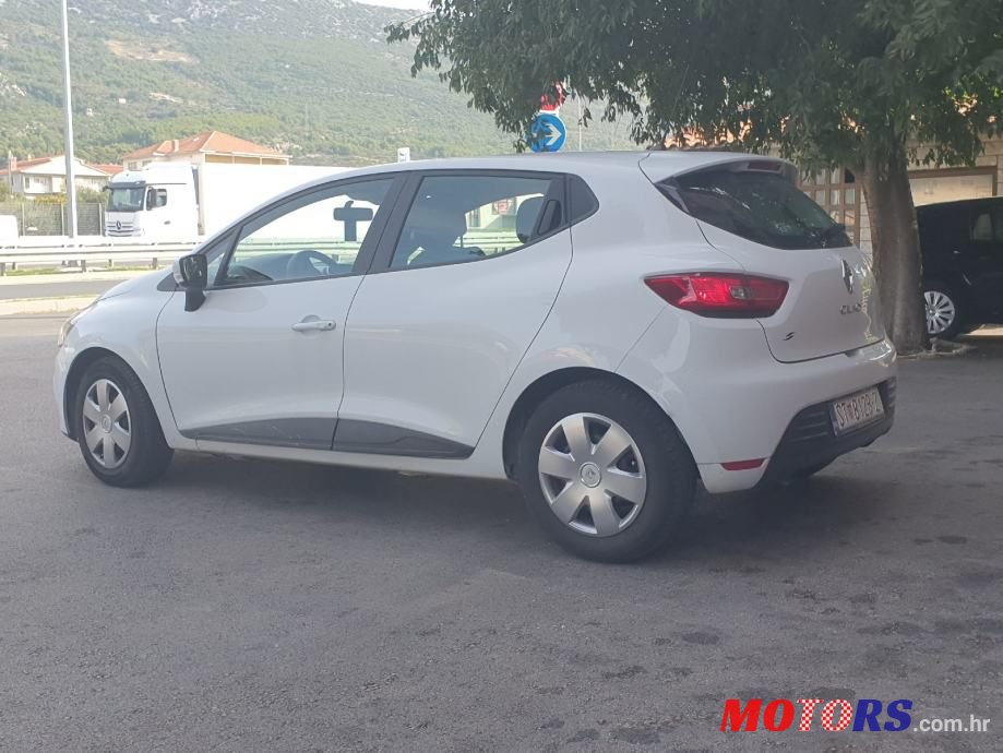 2019' Renault Clio photo #4