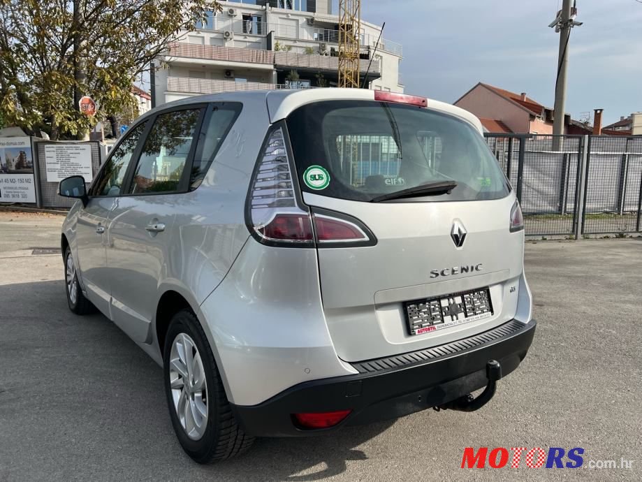 2014' Renault Scenic Dci photo #4