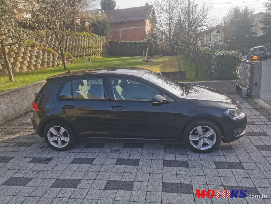 2015' Volkswagen Golf 7 1,6 Tdi photo #1