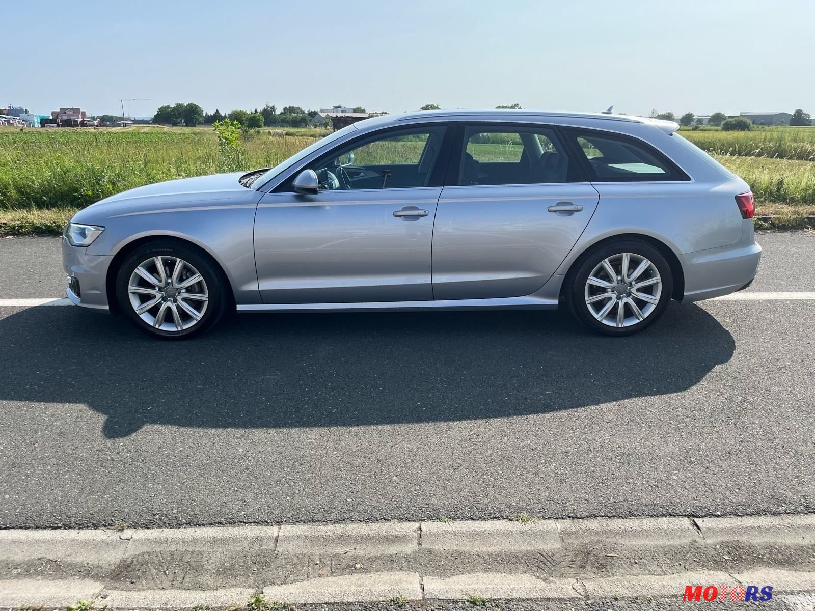 2015' Audi A6 Avant photo #4