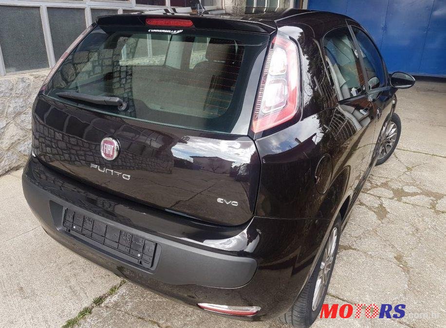 2010' Fiat Punto Evo photo #1