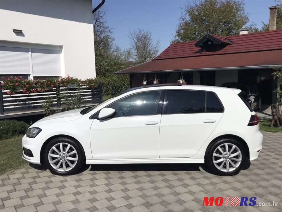 2015' Volkswagen Golf 7 1,6 Tdi photo #3