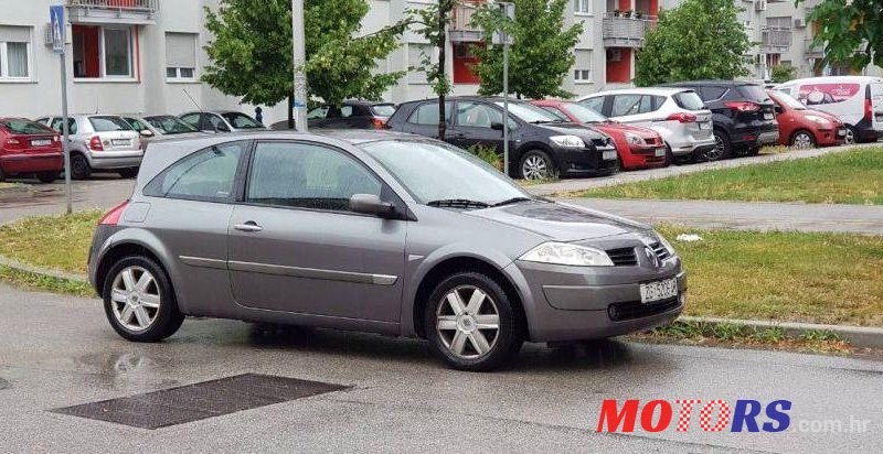 2003' Renault Megane 1,6 16V photo #1