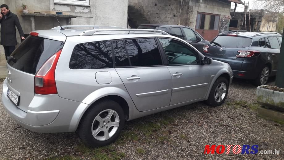2008' Renault Megane Grandtour photo #6