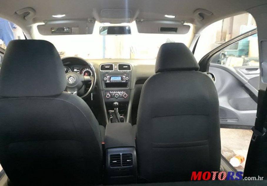 2009' Volkswagen Golf VI 2,0 Tdi photo #1