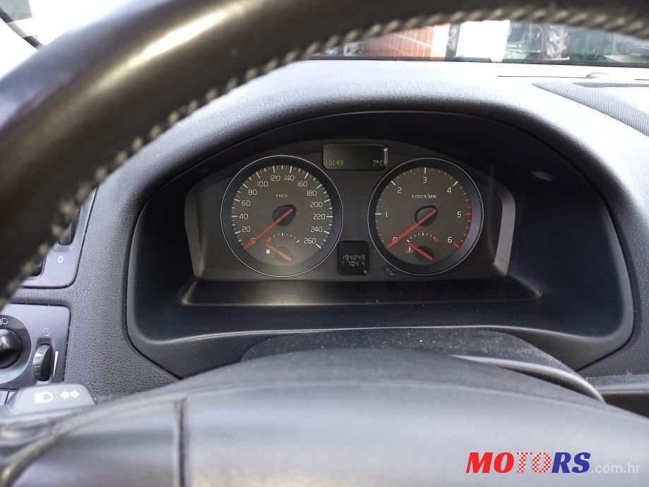 2011' Volvo V50 D2 photo #1