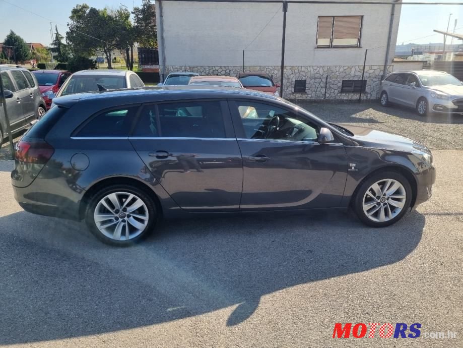 2015' Opel Insignia Karavan photo #3