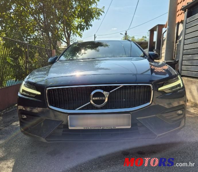 2019' Volvo V60 D4 Awd photo #5