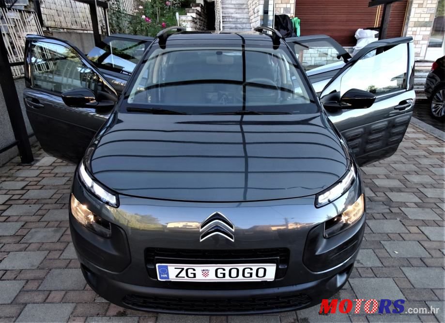 2015' Citroen C4 Cactus photo #4
