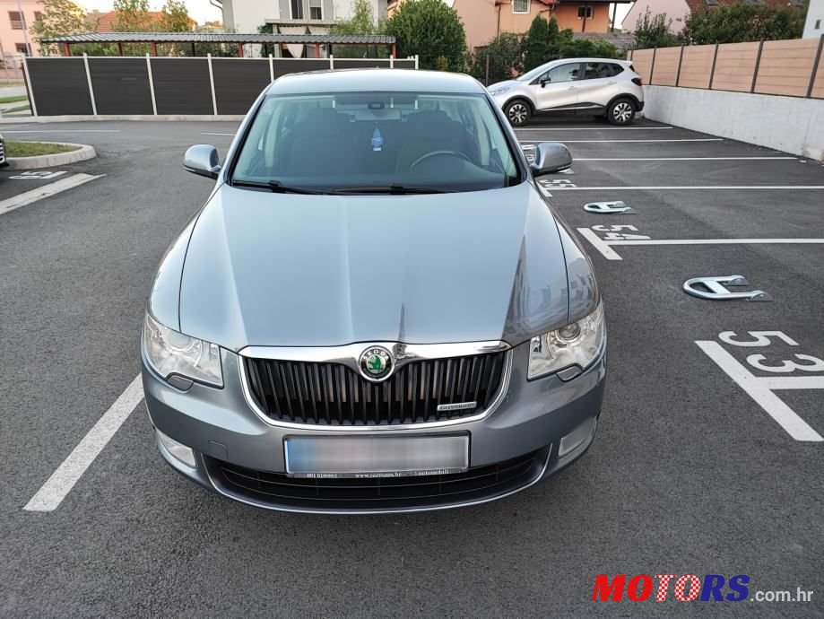2013' Skoda Superb 1,6 Tdi photo #3