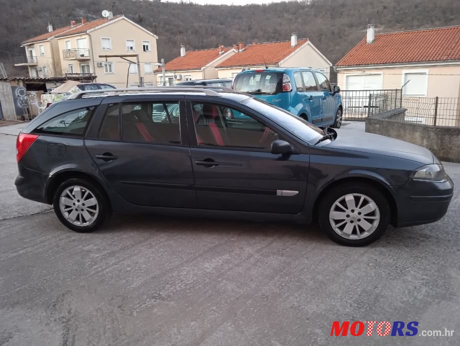 2007' Renault Laguna Grandtour photo #5