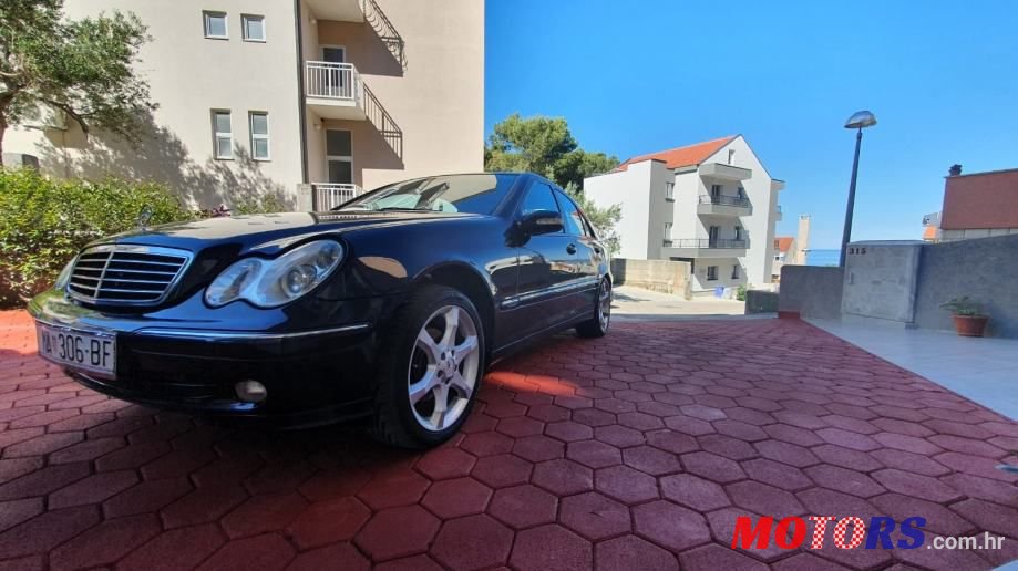 2002' Mercedes-Benz C-Klasa 200 photo #1