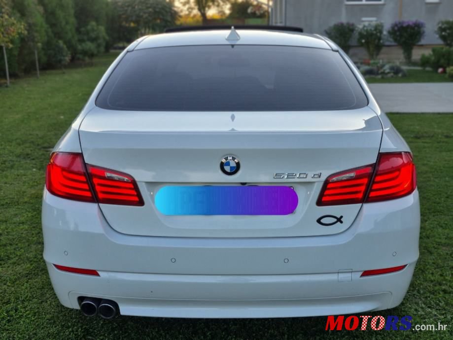 2012' BMW Serija 5 520D photo #5