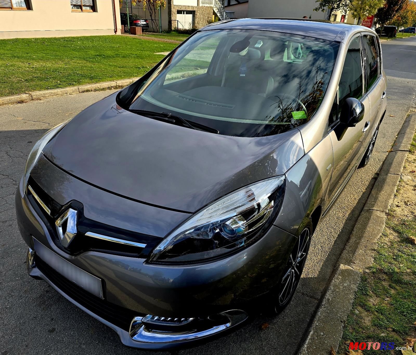 2013' Renault Scenic Dci 130 photo #2