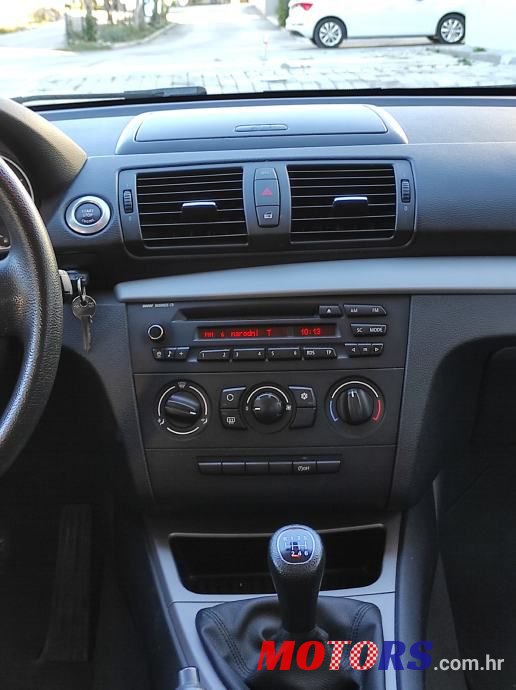 2008' BMW Serija 1 118D photo #5