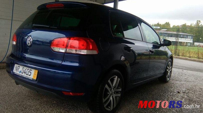 2010' Volkswagen Golf VI 1,6 Tdi photo #1