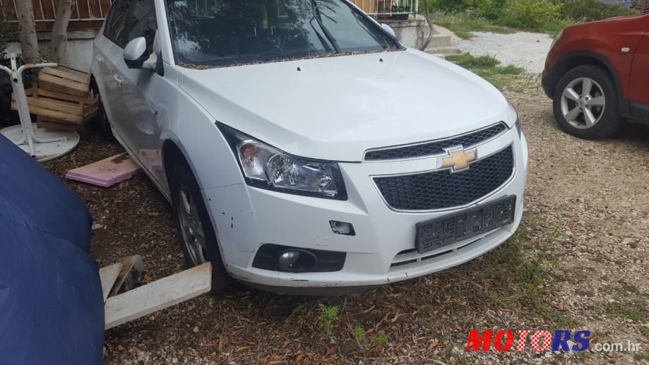 2012' Chevrolet Cruze photo #2