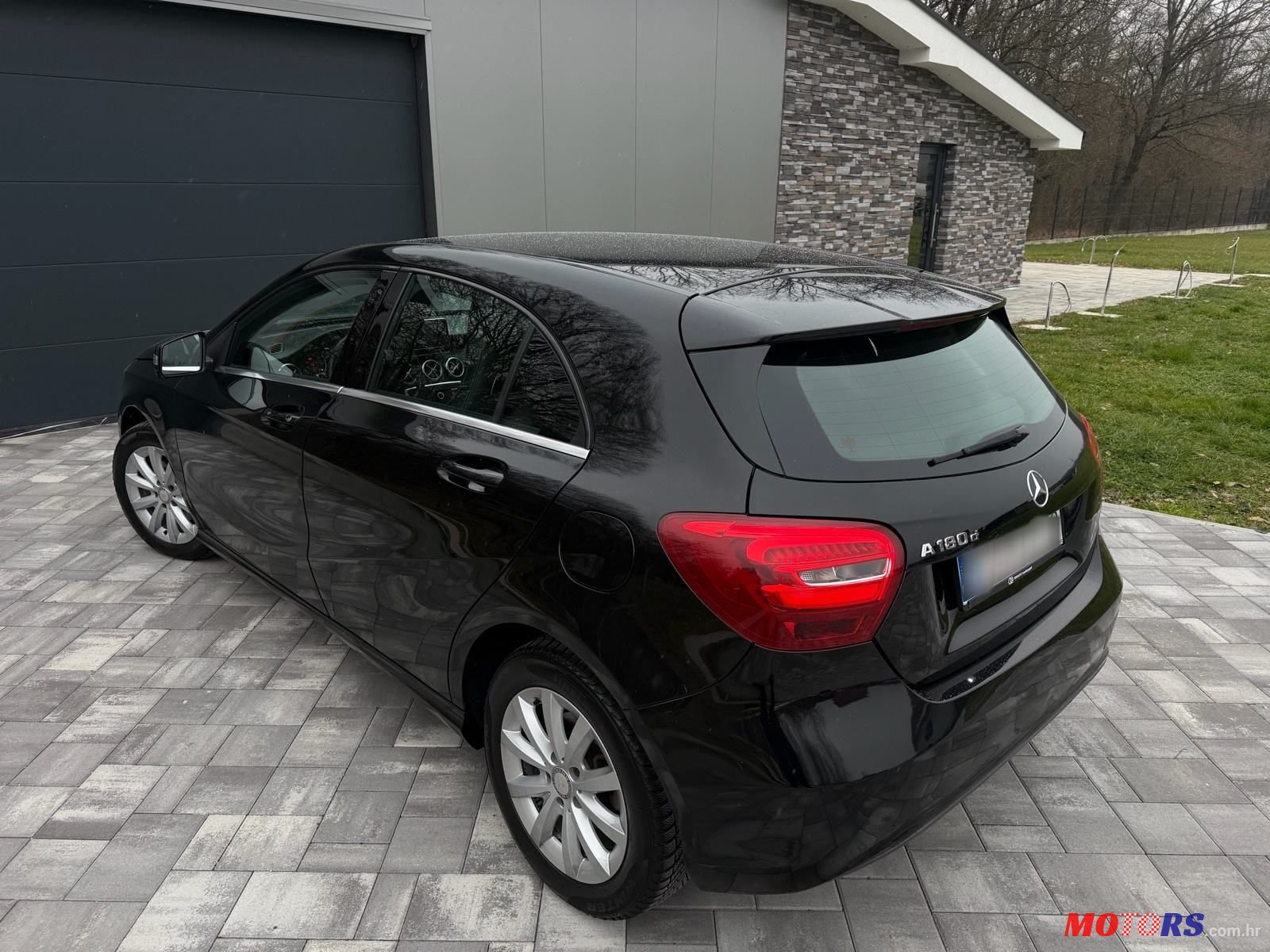 2017' Mercedes-Benz A-Klasa 180 D photo #4