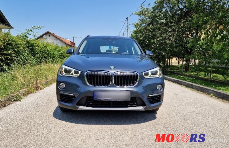 2017' BMW X1 18D photo #6