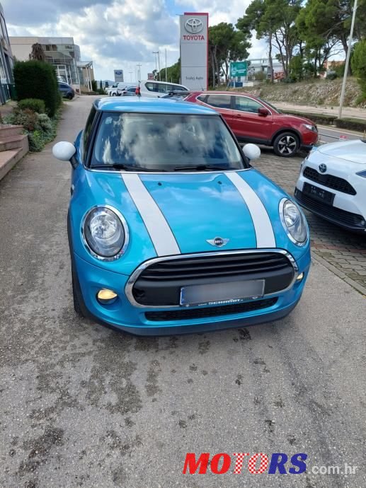 2017' MINI One Diesel F56 photo #2