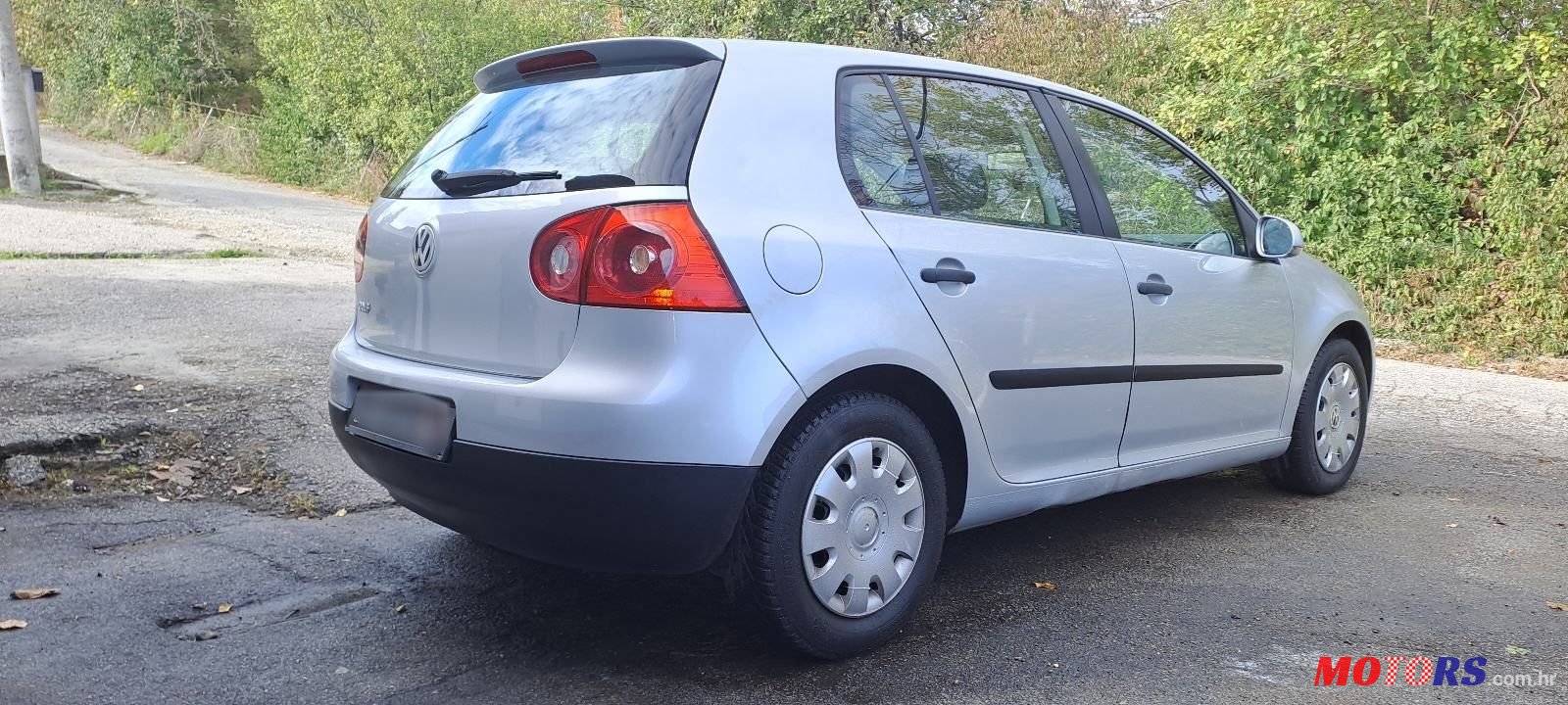 2005' Volkswagen Golf V 1,6 Fsi photo #3