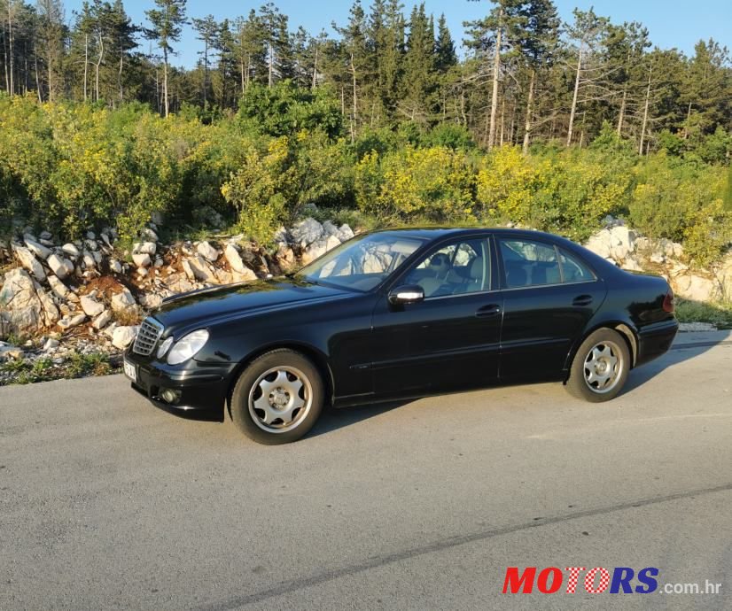 2003' Mercedes-Benz E-Klasa 220 Cdi photo #6