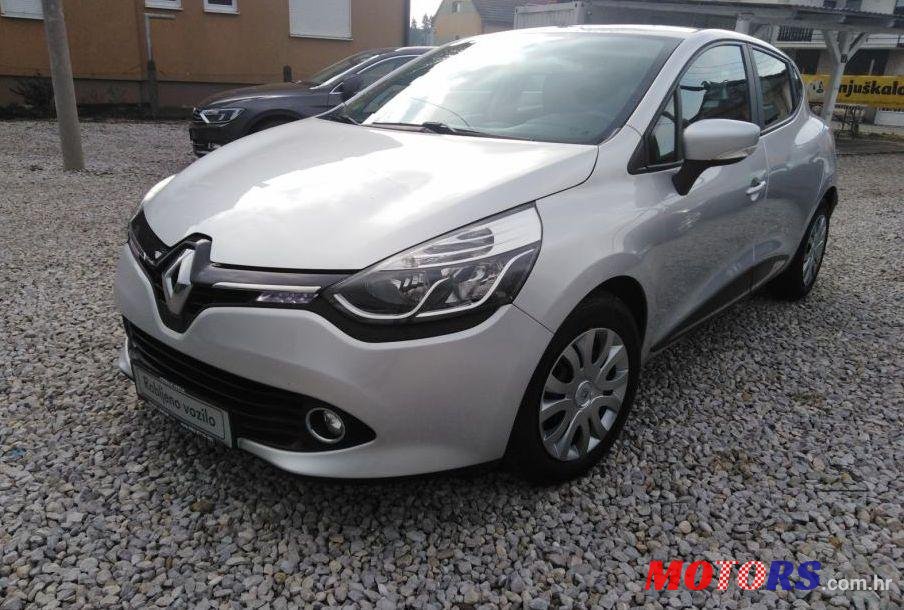 2013' Renault Clio Dci 90 photo #1