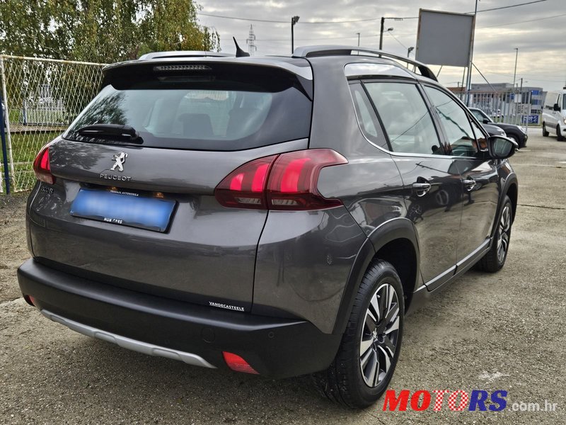 2018' Peugeot 2008 1,2 Puretech photo #4